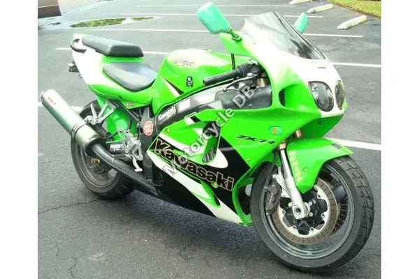 2001 Kawasaki ZX-7R Ninja