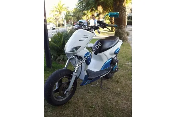2005 MBK Stunt