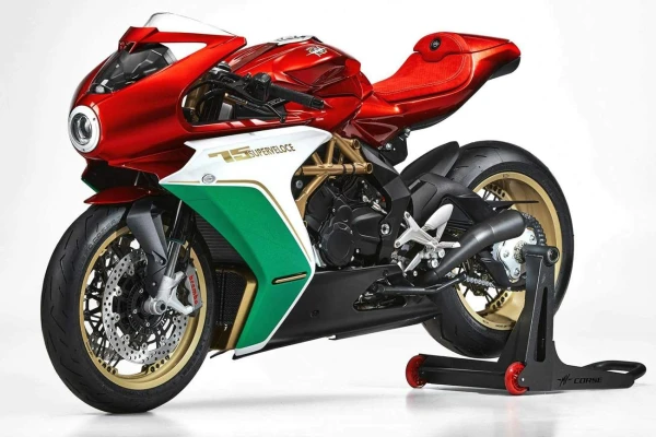 2021 MV Agusta Superveloce 800