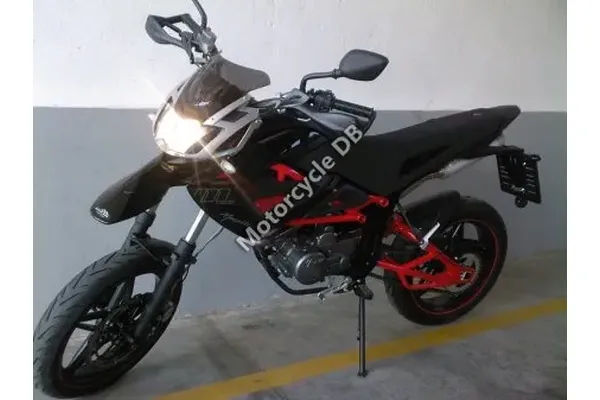 2010 Megelli Supermoto 125M