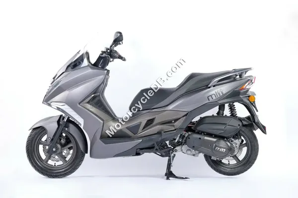 2022 Mitt 125 GT-Max