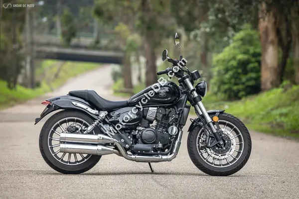 2022 Mitt 440 MB Custom