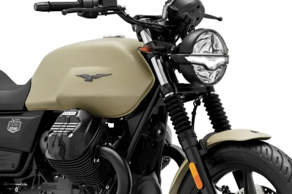 2026 Moto Guzzi V7 Stone