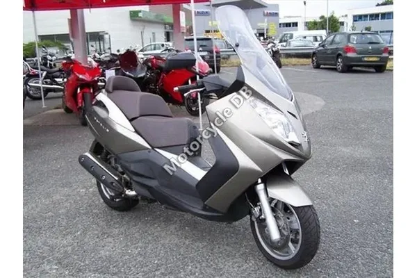 2010 Peugeot Satelis 400