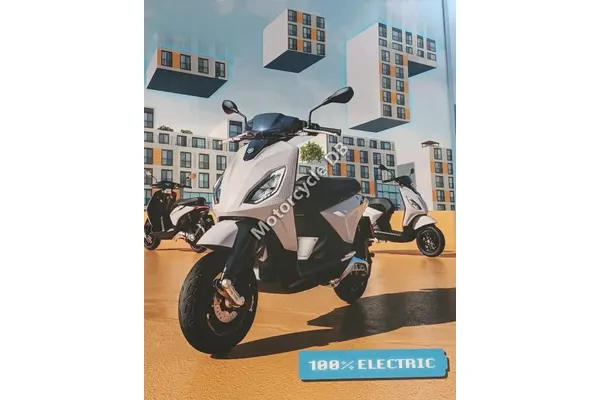 2023 Piaggio 1