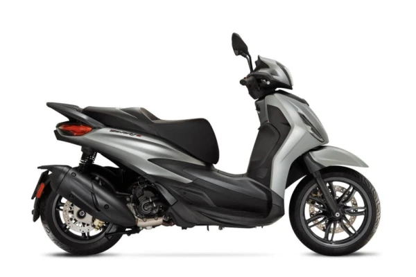 2021 Piaggio Beverly 300 HPE