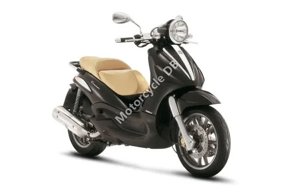 2011 Piaggio Beverly Cruiser 500