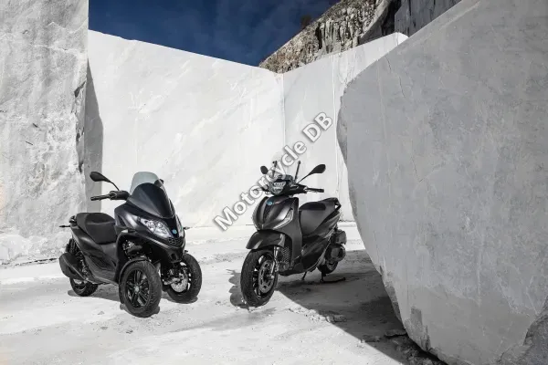2023 Piaggio MP3 300