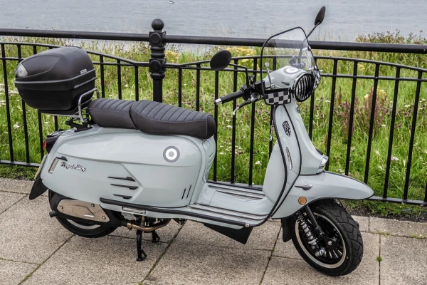 2020 Royal Alloy GP 200 LC