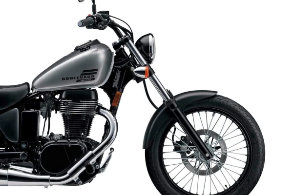 2019 Suzuki Boulevard S40