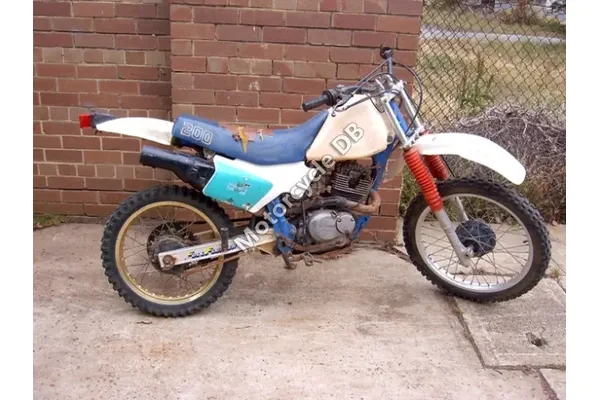 1985 Suzuki DR 250 S