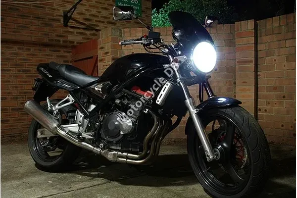 2000 Suzuki GSF 250 V Bandit