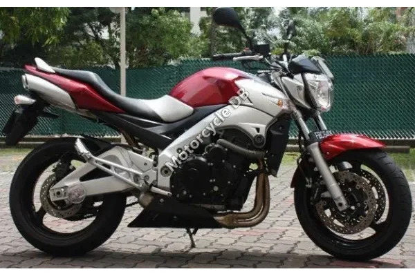 2011 Suzuki GSR 400