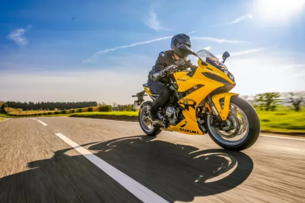2026 Suzuki GSX-8R Kiiro Limited Edition