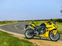 2026 Suzuki GSX-8R Kiiro Limited Edition - photo 5