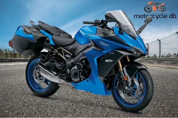 2022 Suzuki GSX-S1000GT Plus
