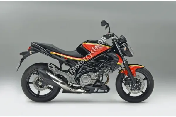 2013 Suzuki SFV650AZ
