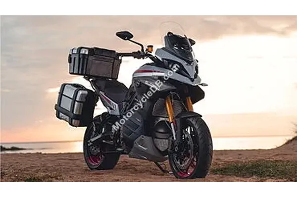 2022 Suzuki V-Strom 1050XT Adventure