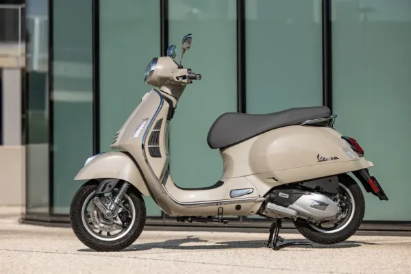 2024 Suzuki Vespa GTS Super 125