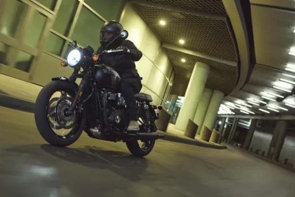 2026 Triumph Bonneville T120 Black