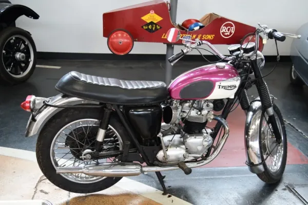 2026 Triumph Bonneville T120 Icon Edition