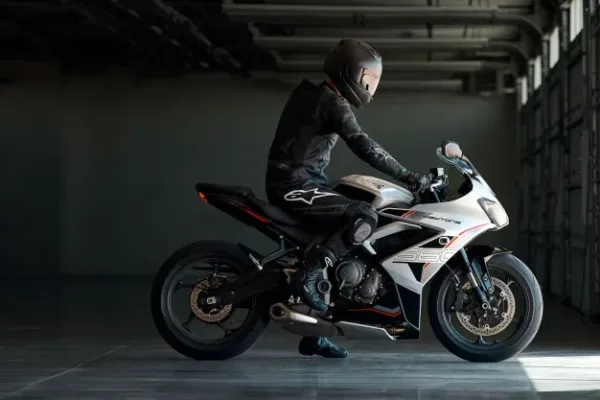 2026 Triumph Daytona 660