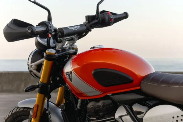 2024 Triumph Scrambler 400 X