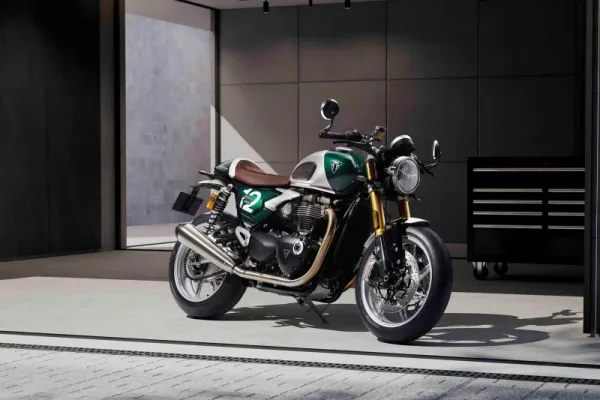 2027 Triumph Speed Twin 1200 Cafe Racer Edition