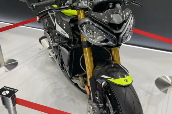 2025 Triumph Street Triple 765 RS