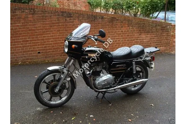 1981 Triumph T 140 E Bonneville Special