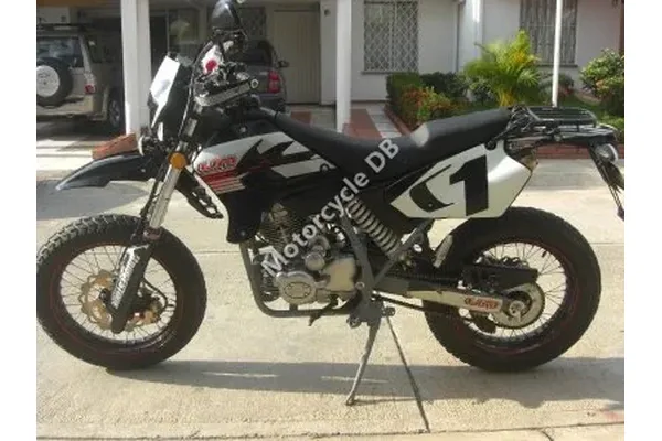 2010 UM DSF 125