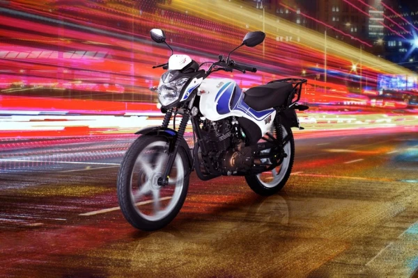 2021 UM Max ZR