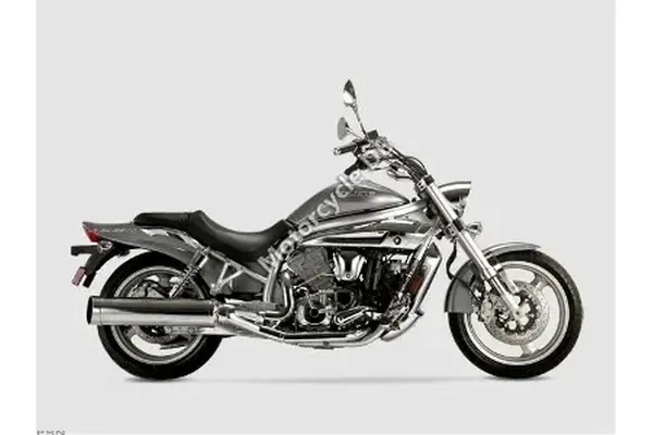 2006 UM V2C 650 S