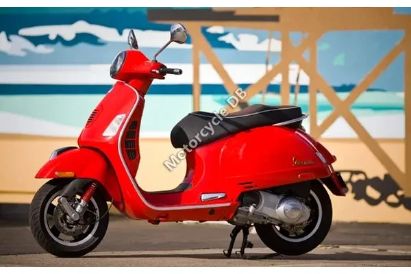 2010 Vespa GTS Super 300