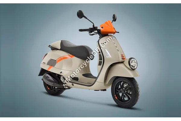 2022 Vespa GTS Super 125 Racing Sixties