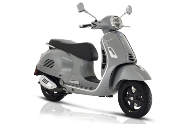 2021 Vespa GTS Super 125 Tech