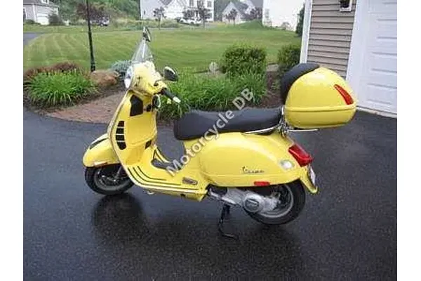 2007 Vespa GTS250IE