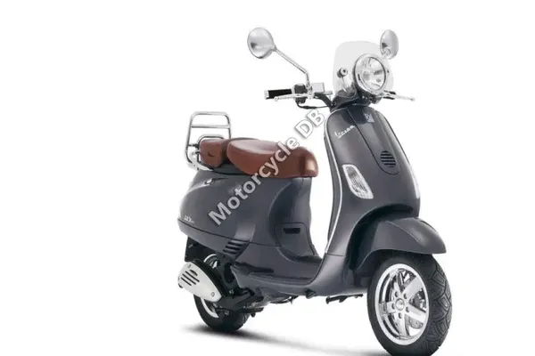 2007 Vespa LXV 125