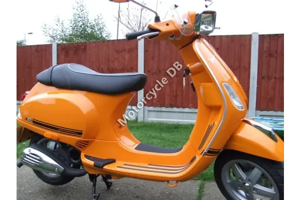 2009 Vespa Zafferano 50