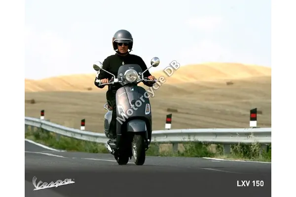 2009 Vespa LXV 150