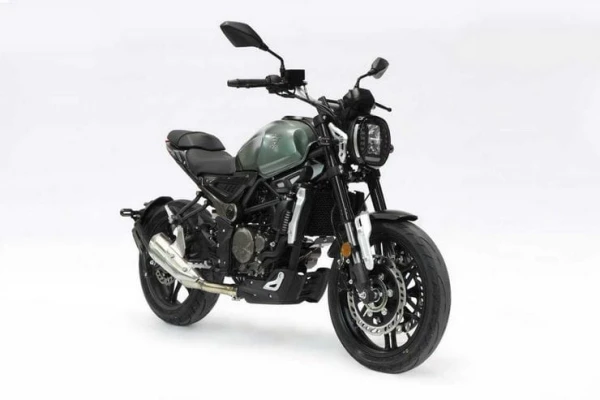 2021 Voge 300AC