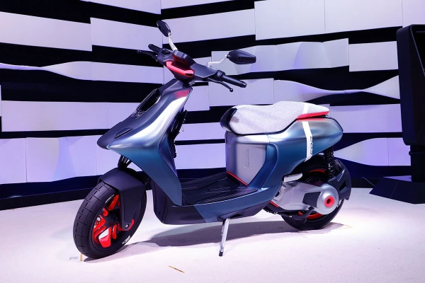 2020 Yamaha E02 Genesis