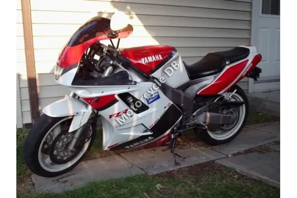 1992 Yamaha FZR 1000
