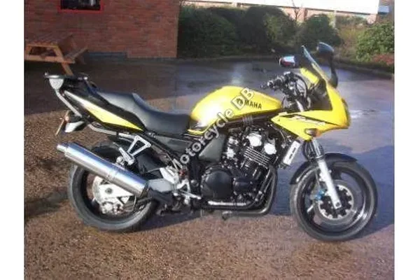 2002 Yamaha FZS 600 Fazer