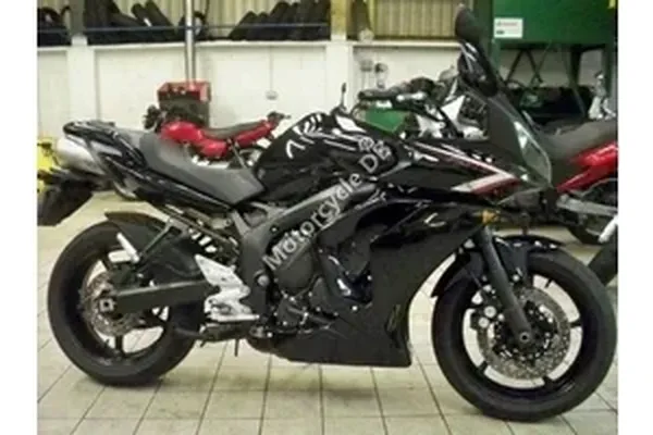 2000 Yamaha FZS 600 N
