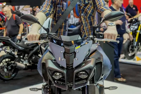 2025 Yamaha MT-10