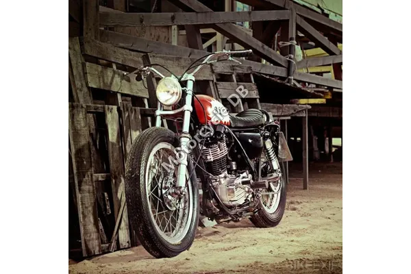 2014 Yamaha SR400 B.s.r