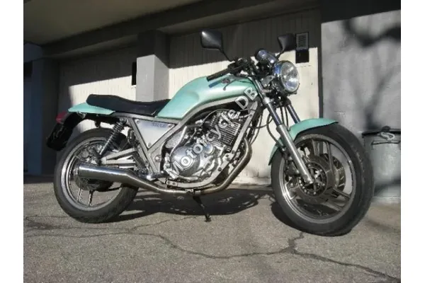 1990 Yamaha SRX 6