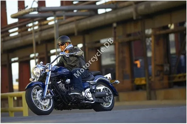 2014 Yamaha Star Roadliner S