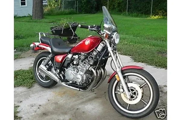 1985 Yamaha XJ 700 N Maxim